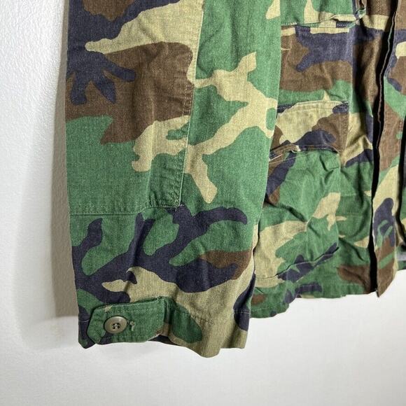 US Army Camouflage Woodland Pattern Field Cold Weather Military Jacket Sz L Men - Picture 5 of 11